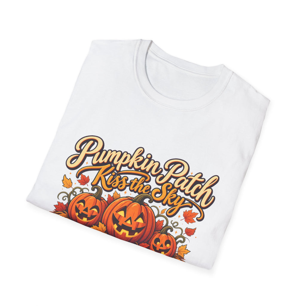 Pumpkin Patch Kiss the Sky Shirt | Cute Fall Jack-O'-Lantern Graphic Tee | Womens Halloween T-Shirt