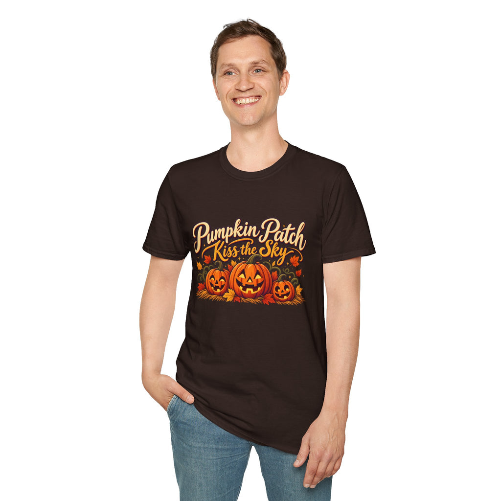 Pumpkin Patch Kiss the Sky Shirt | Cute Fall Jack-O'-Lantern Graphic Tee | Womens Halloween T-Shirt