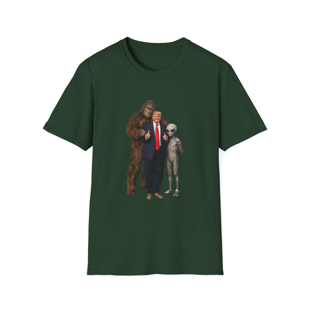 Funny Trump Bigfoot Alien UFO Weird Alien T-Shirt Unisex Softstyle T-Shirt Yeti