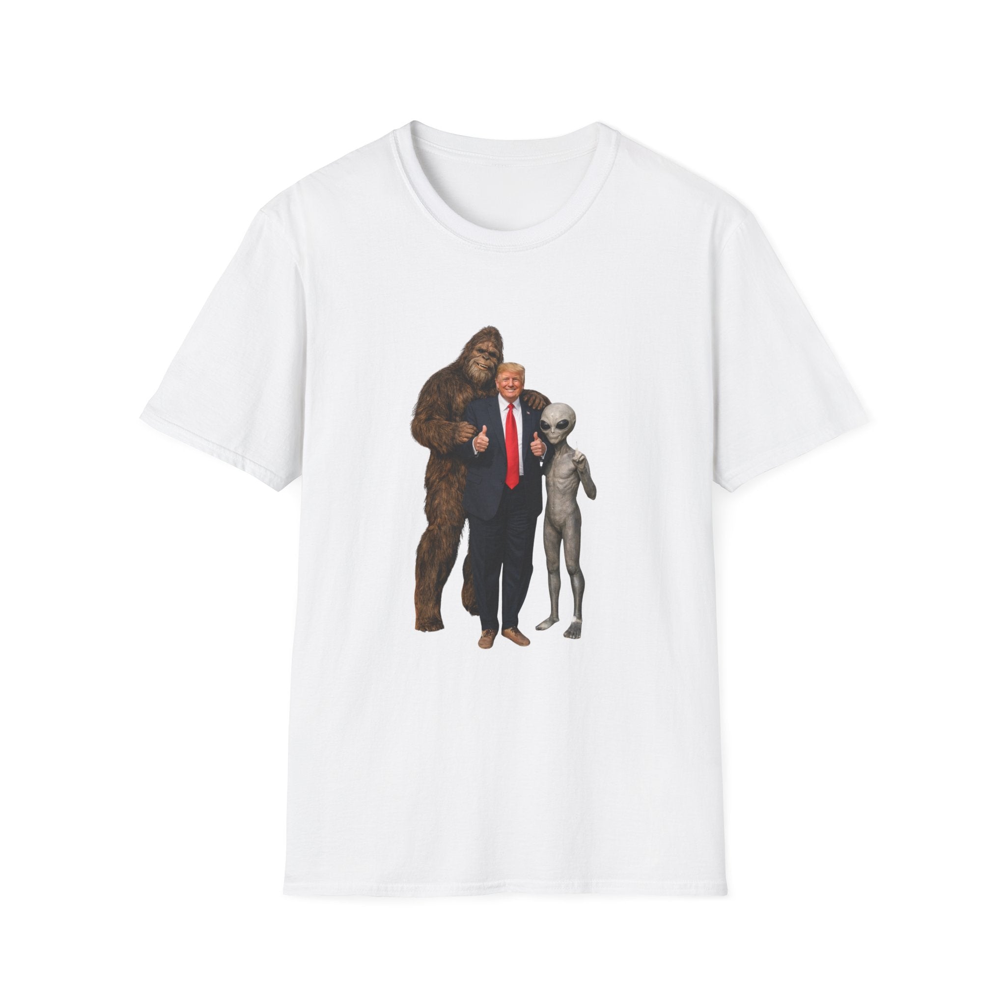 Funny Trump Bigfoot Alien UFO Weird Alien T-Shirt Unisex Softstyle T-Shirt Yeti