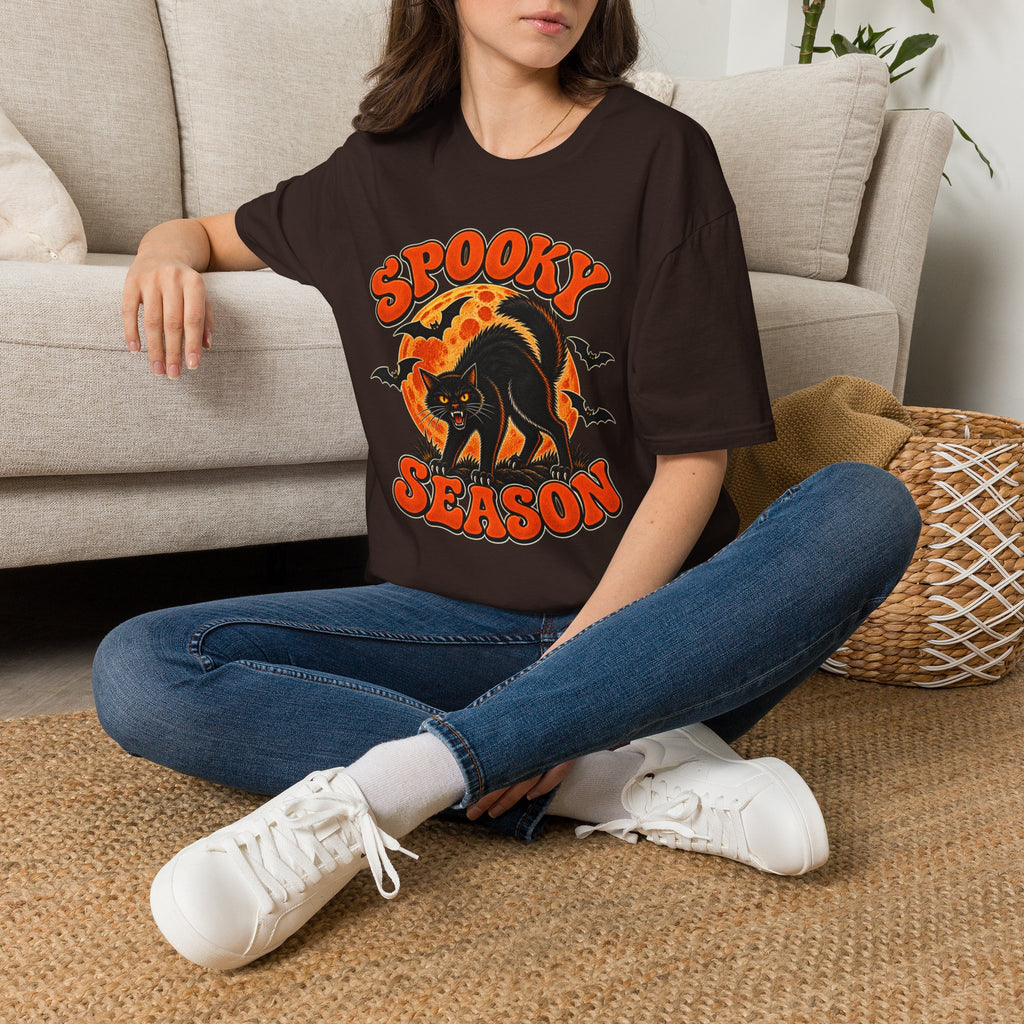 Retro Black Cat Halloween Shirt | Vintage Spooky Season Graphic Tee | Womens Halloween T-Shirt