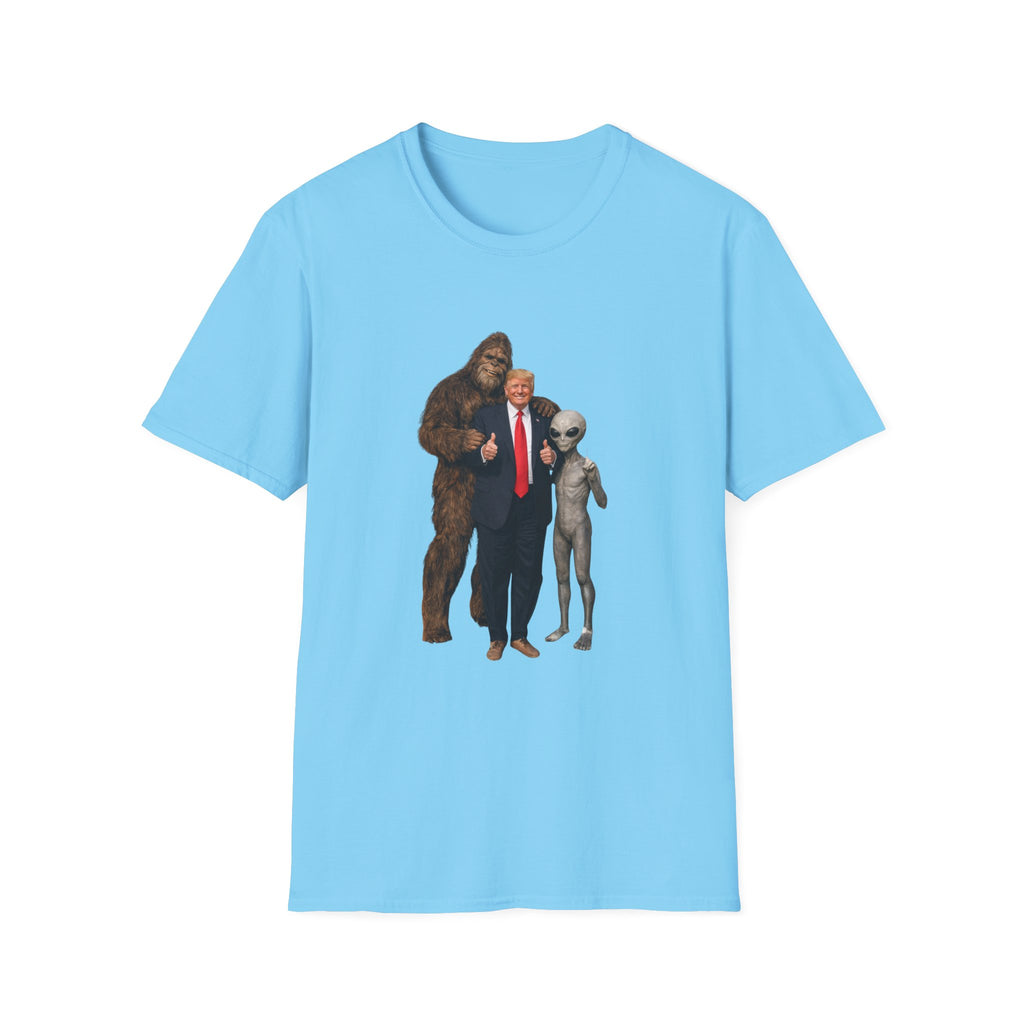 Funny Trump Bigfoot Alien UFO Weird Alien T-Shirt Unisex Softstyle T-Shirt Yeti