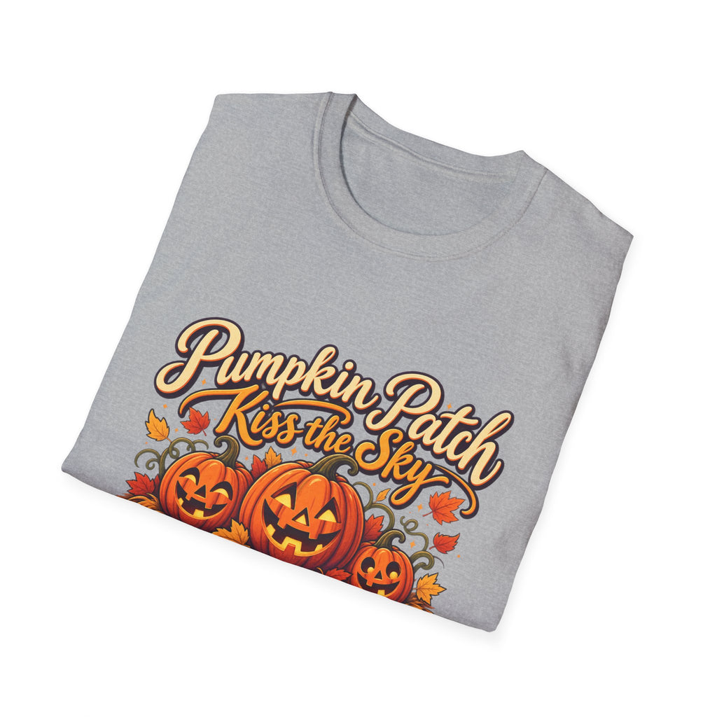 Pumpkin Patch Kiss the Sky Shirt | Cute Fall Jack-O'-Lantern Graphic Tee | Womens Halloween T-Shirt