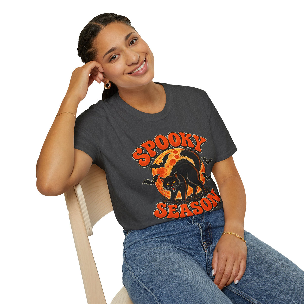 Retro Black Cat Halloween Shirt | Vintage Spooky Season Graphic Tee | Womens Halloween T-Shirt