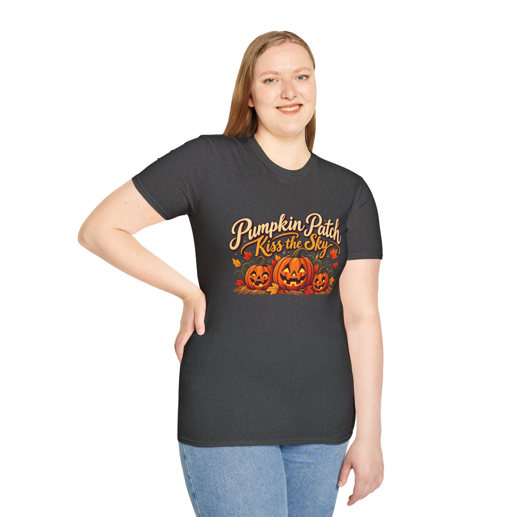 Pumpkin Patch Kiss the Sky Shirt | Cute Fall Jack-O'-Lantern Graphic Tee | Womens Halloween T-Shirt