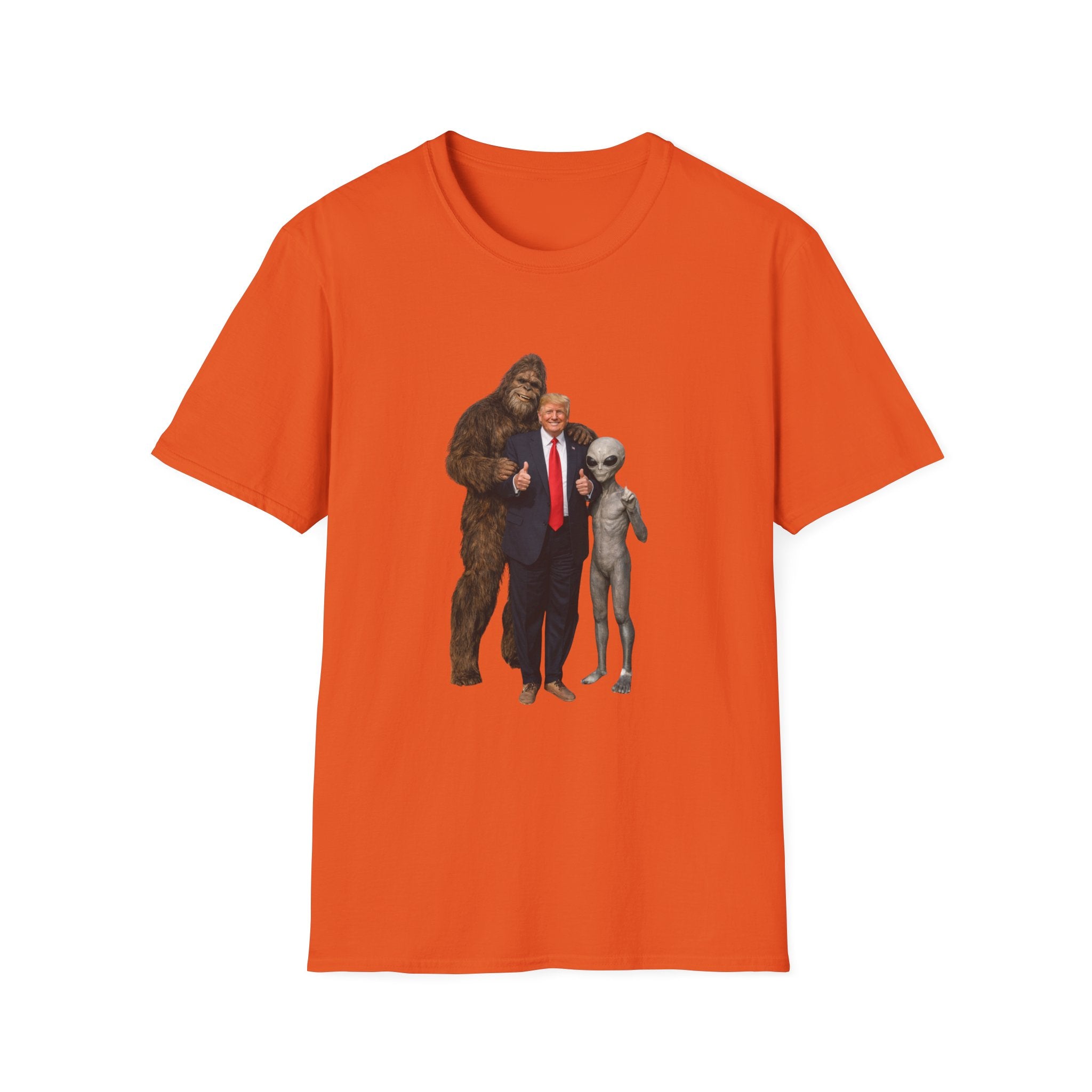Funny Trump Bigfoot Alien UFO Weird Alien T-Shirt Unisex Softstyle T-Shirt Yeti