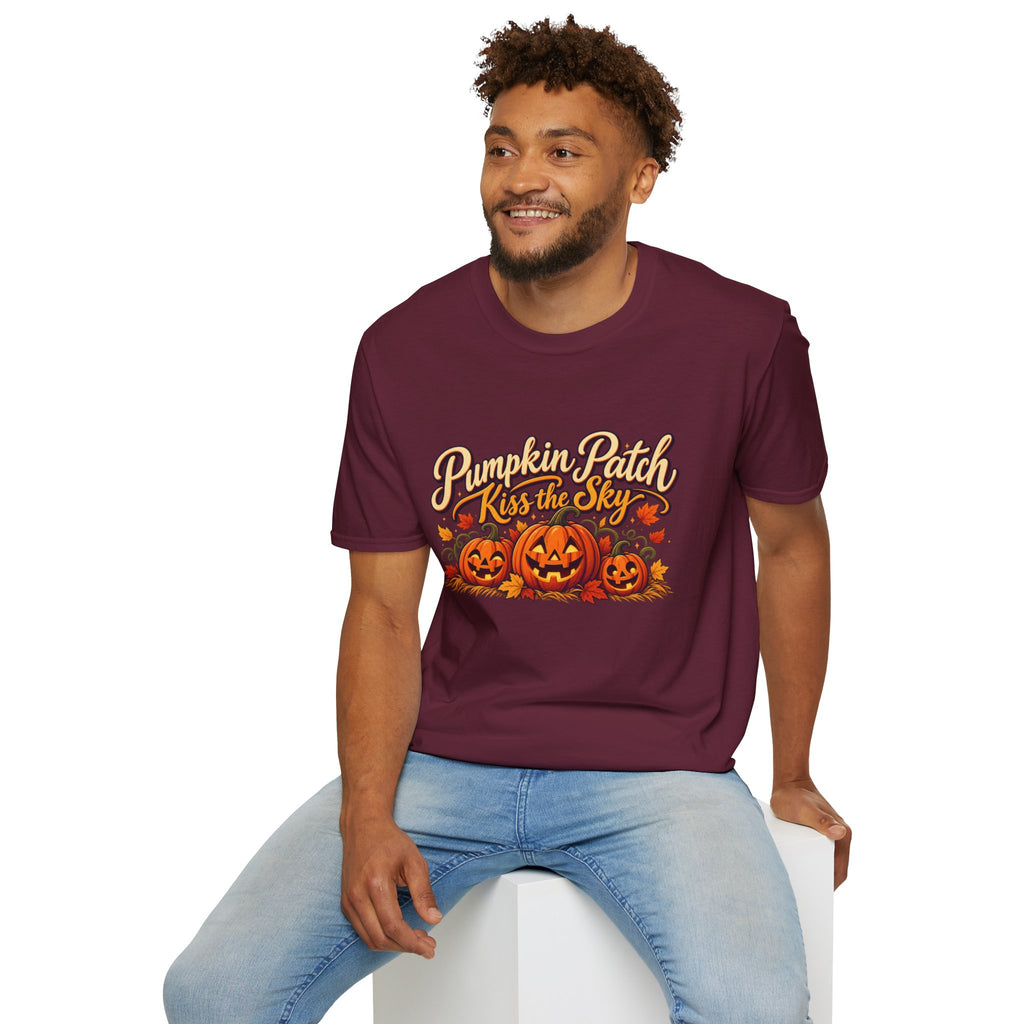 Pumpkin Patch Kiss the Sky Shirt | Cute Fall Jack-O'-Lantern Graphic Tee | Womens Halloween T-Shirt