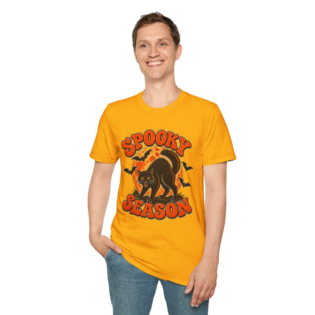 Retro Black Cat Halloween Shirt | Vintage Spooky Season Graphic Tee | Womens Halloween T-Shirt