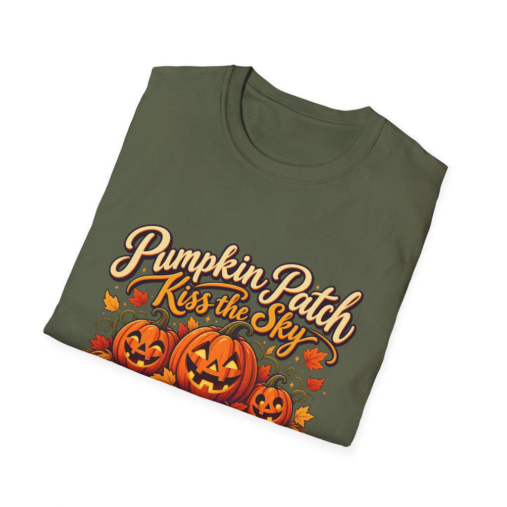 Pumpkin Patch Kiss the Sky Shirt | Cute Fall Jack-O'-Lantern Graphic Tee | Womens Halloween T-Shirt