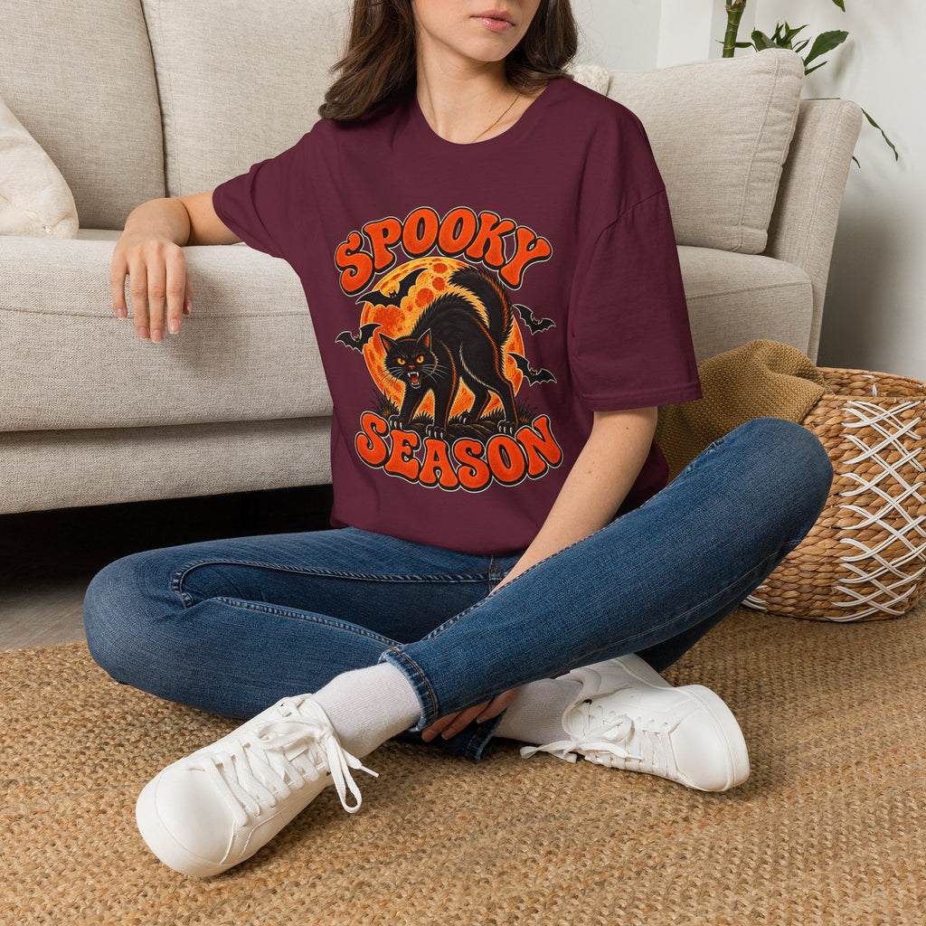 Retro Black Cat Halloween Shirt | Vintage Spooky Season Graphic Tee | Womens Halloween T-Shirt