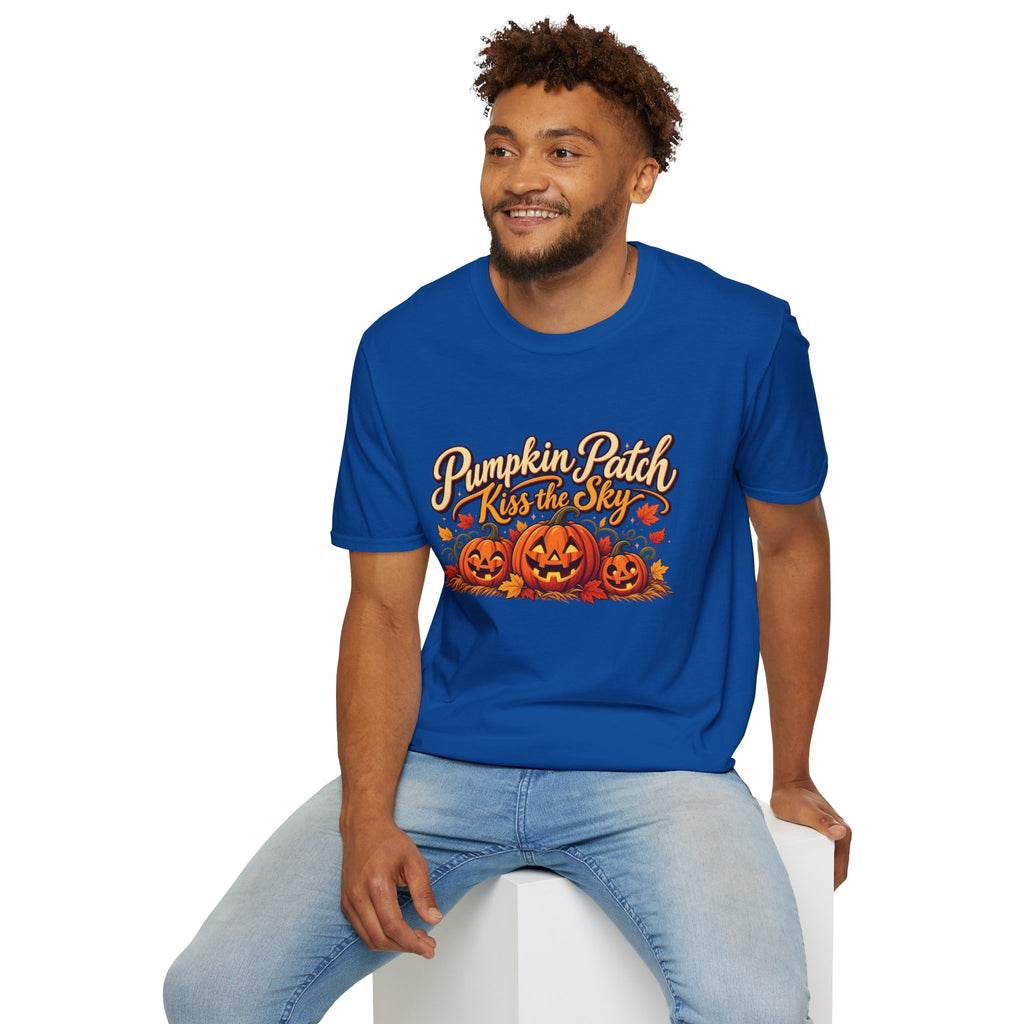 Pumpkin Patch Kiss the Sky Shirt | Cute Fall Jack-O'-Lantern Graphic Tee | Womens Halloween T-Shirt