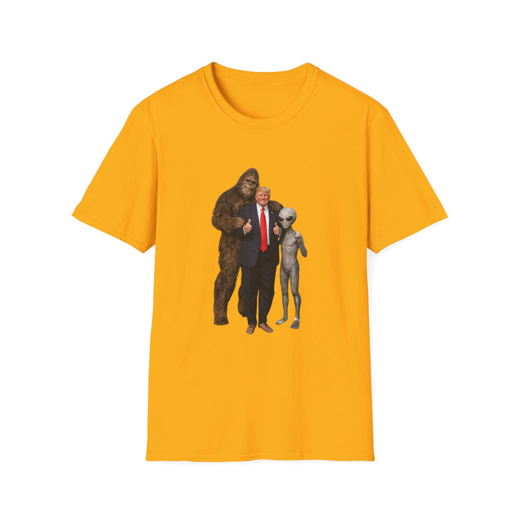 Funny Trump Bigfoot Alien UFO Weird Alien T-Shirt Unisex Softstyle T-Shirt Yeti