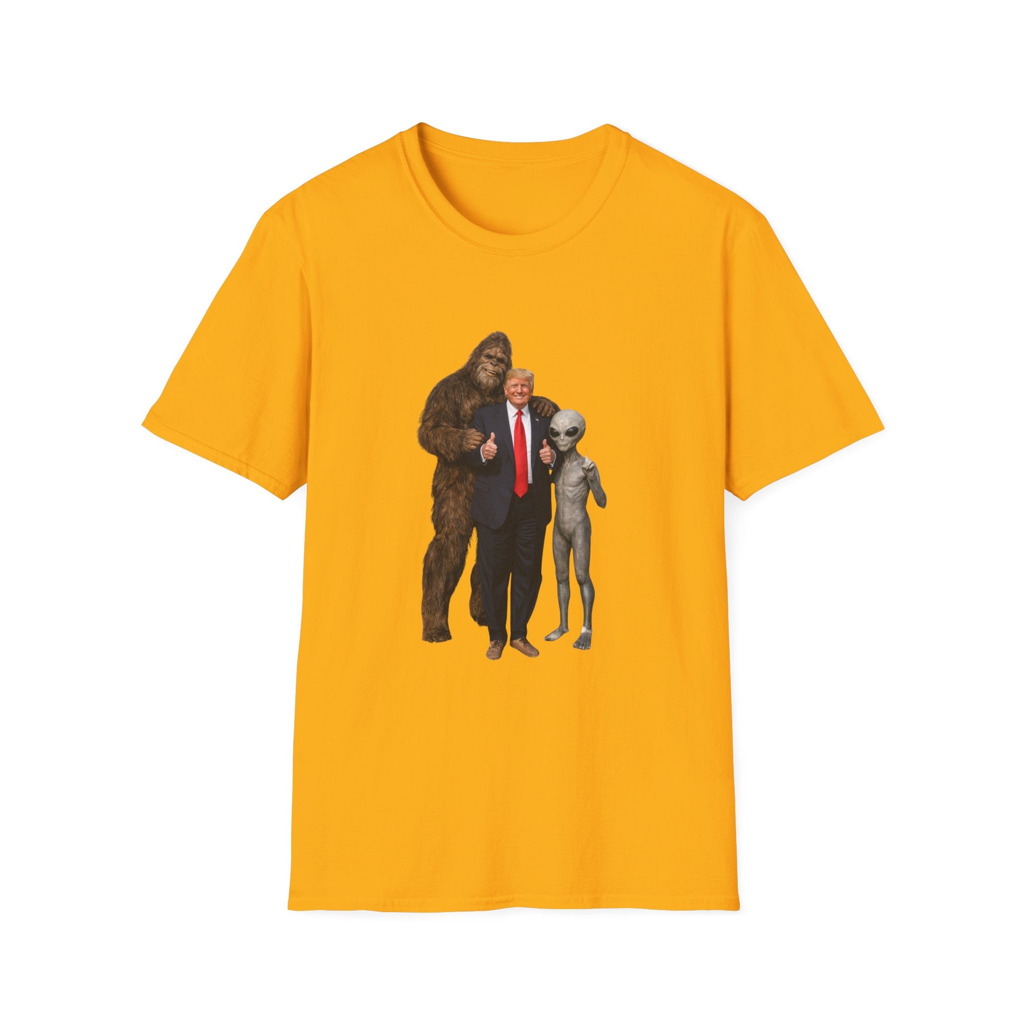 Funny Trump Bigfoot Alien UFO Weird Alien T-Shirt Unisex Softstyle T-Shirt Yeti