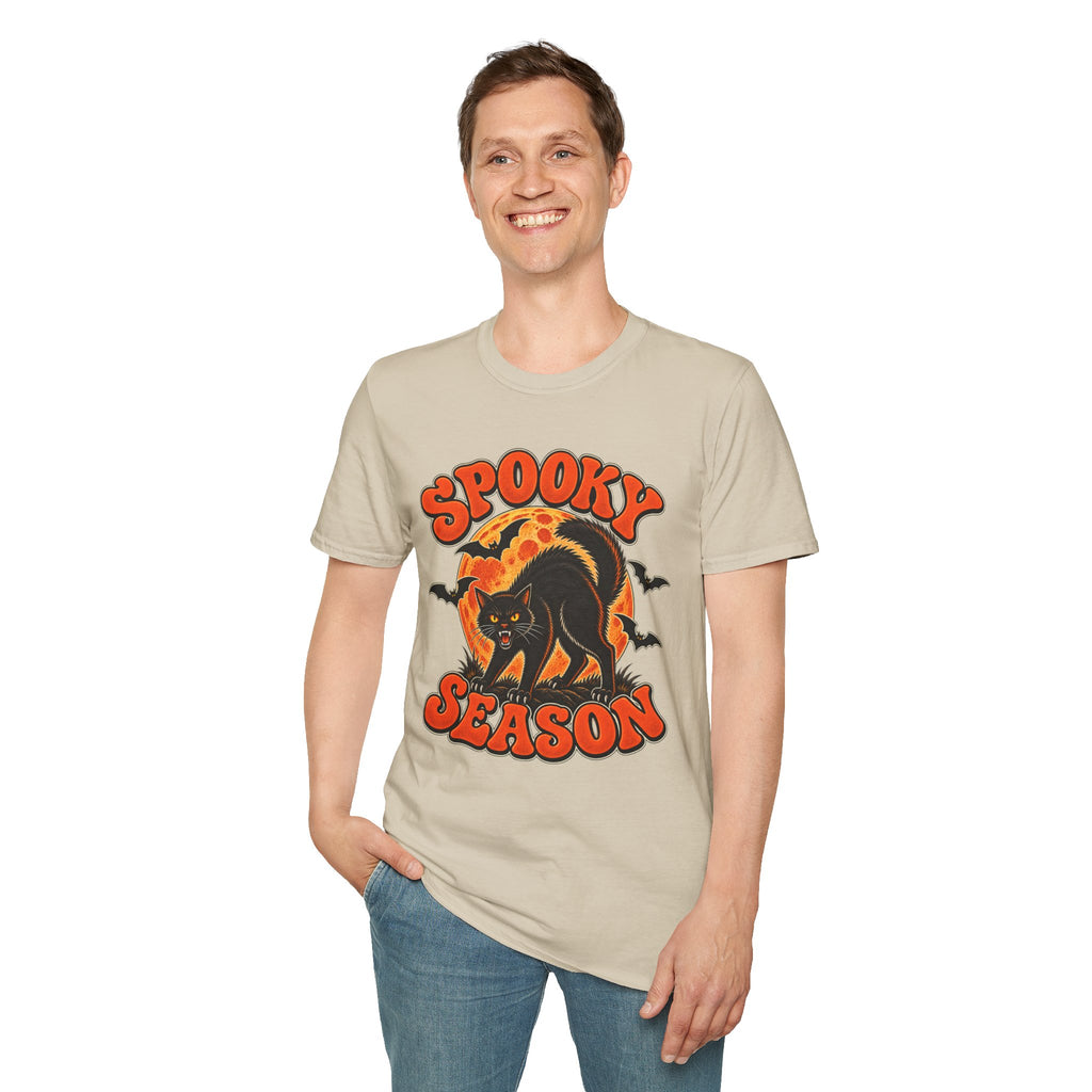 Retro Black Cat Halloween Shirt | Vintage Spooky Season Graphic Tee | Womens Halloween T-Shirt