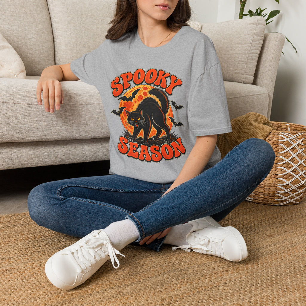 Retro Black Cat Halloween Shirt | Vintage Spooky Season Graphic Tee | Womens Halloween T-Shirt