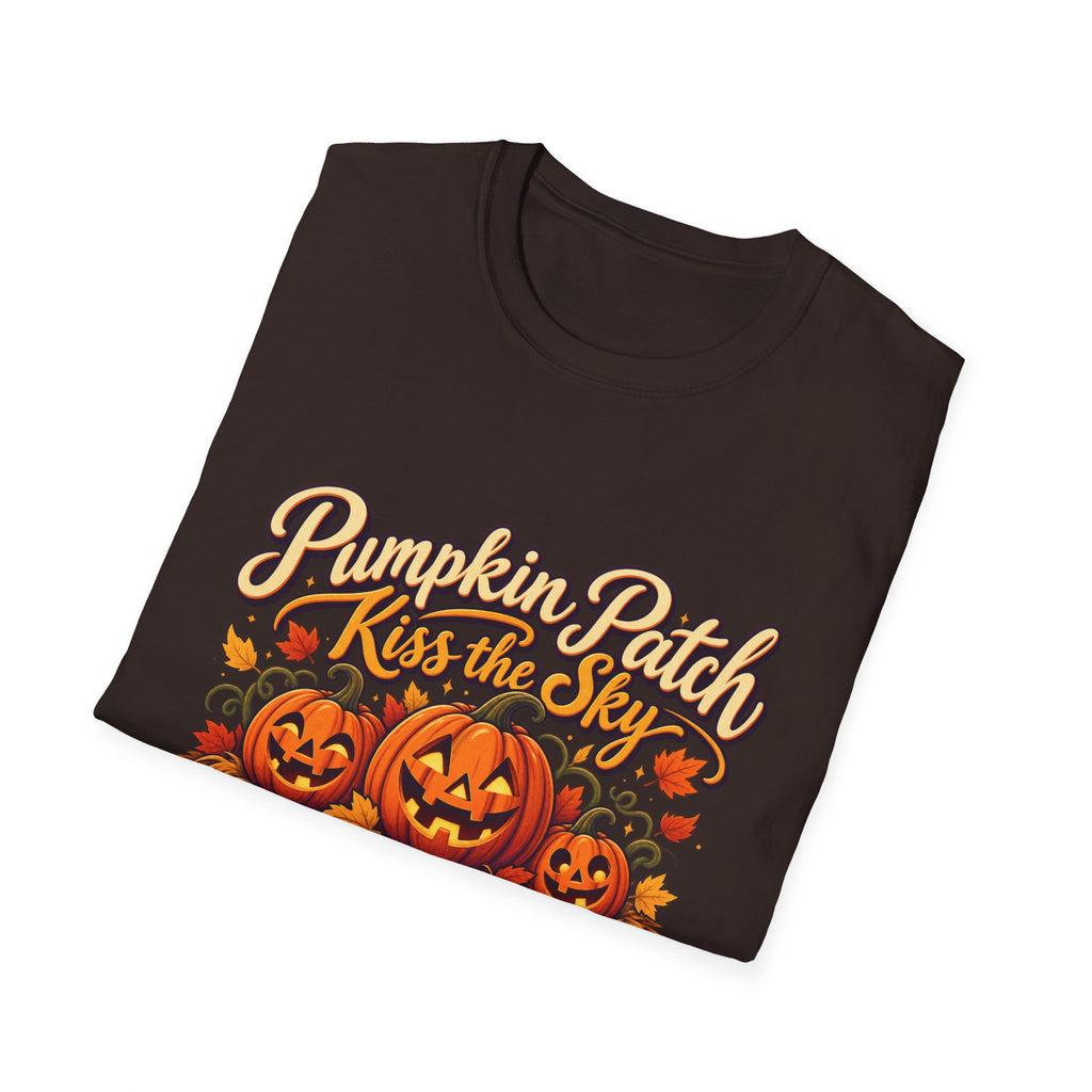 Pumpkin Patch Kiss the Sky Shirt | Cute Fall Jack-O'-Lantern Graphic Tee | Womens Halloween T-Shirt