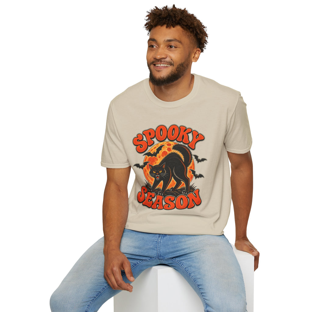 Retro Black Cat Halloween Shirt | Vintage Spooky Season Graphic Tee | Womens Halloween T-Shirt