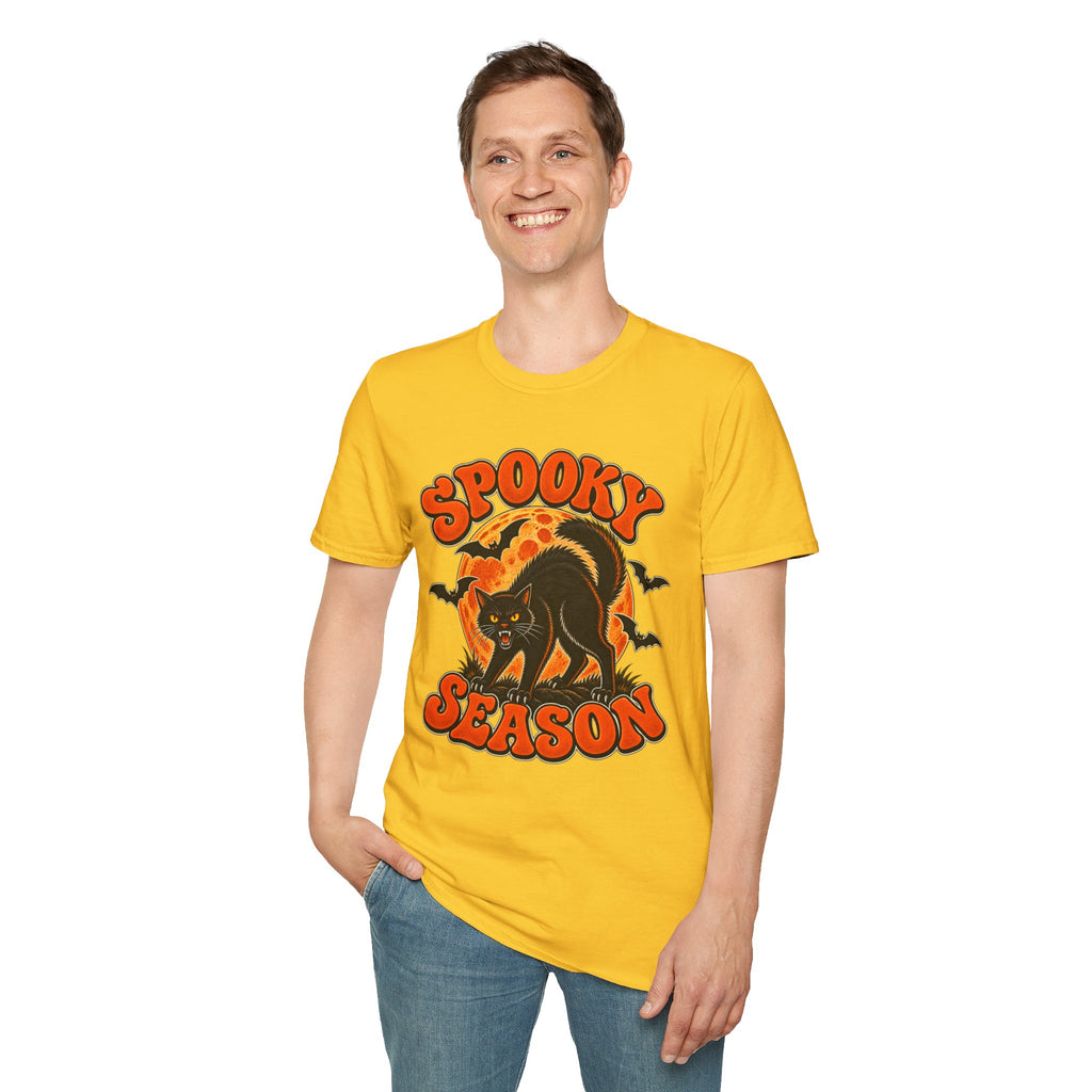 Retro Black Cat Halloween Shirt | Vintage Spooky Season Graphic Tee | Womens Halloween T-Shirt