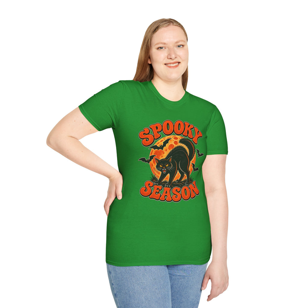 Retro Black Cat Halloween Shirt | Vintage Spooky Season Graphic Tee | Womens Halloween T-Shirt