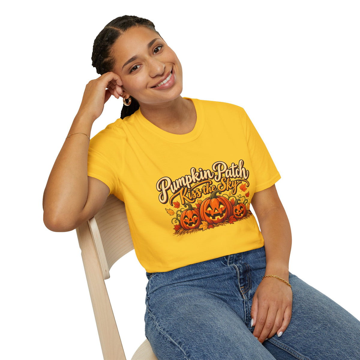 Pumpkin Patch Kiss the Sky Shirt | Cute Fall Jack-O'-Lantern Graphic Tee | Womens Halloween T-Shirt