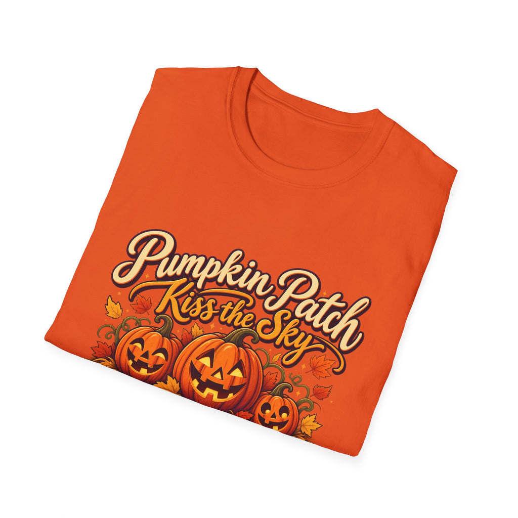 Pumpkin Patch Kiss the Sky Shirt | Cute Fall Jack-O'-Lantern Graphic Tee | Womens Halloween T-Shirt