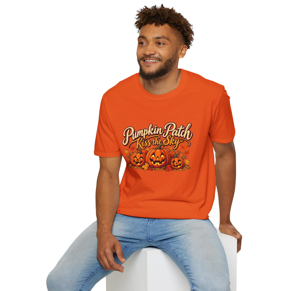 Pumpkin Patch Kiss the Sky Shirt | Cute Fall Jack-O'-Lantern Graphic Tee | Womens Halloween T-Shirt